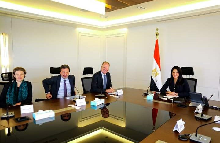 وزيرة التعاون الدولي تستقبل وفد الاتحاد الأوروبي