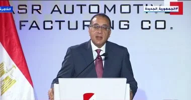 مدبولى بتفقد عدد من مشروعات وزارة الإسكان بمنطقة مجرى العيون