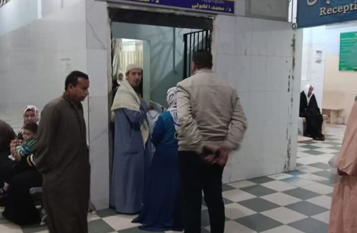 فى لفته إنسانية رئيس مدينة تلا يستجيب لطلب مسنه ويأمر بالعلاج الفورى لها