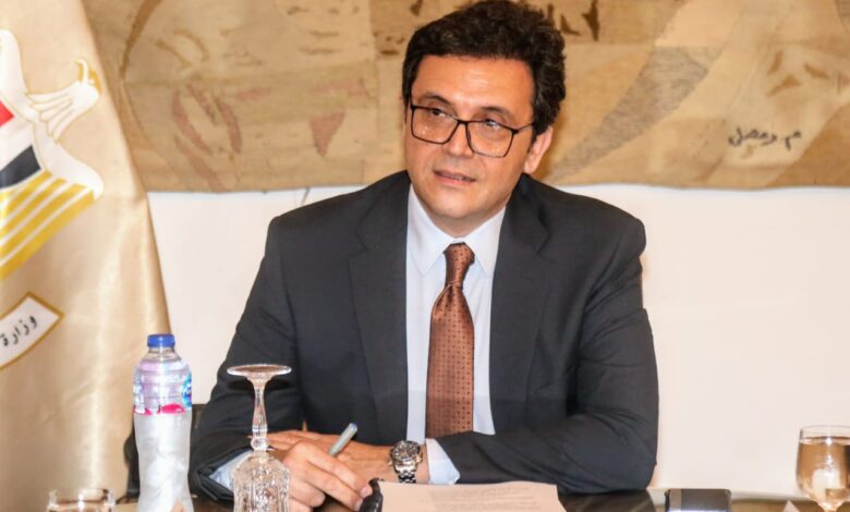 وزير الثقافة :تشكيل لجنة للتحقق التوصل على أسباب انتحار موظف دار الأوبرا،