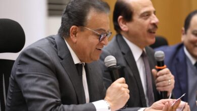 جميع المتقدمين.