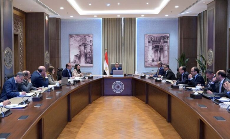 رئيس الوزراء: فض التشابكات المالية بين الهيئة القومية للبريد وبنك الاستثمار القومي