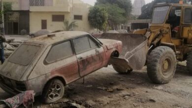 رفع 40 سيارة و دراجة نارية متروكة ومتهالكة من الشوارع بحملات مرورية