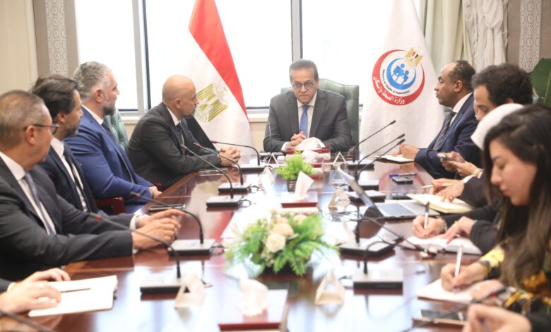 وزير الصحة يبحث مع Boston Scientific التوسع في برامج تدريب الكوادر الطبية