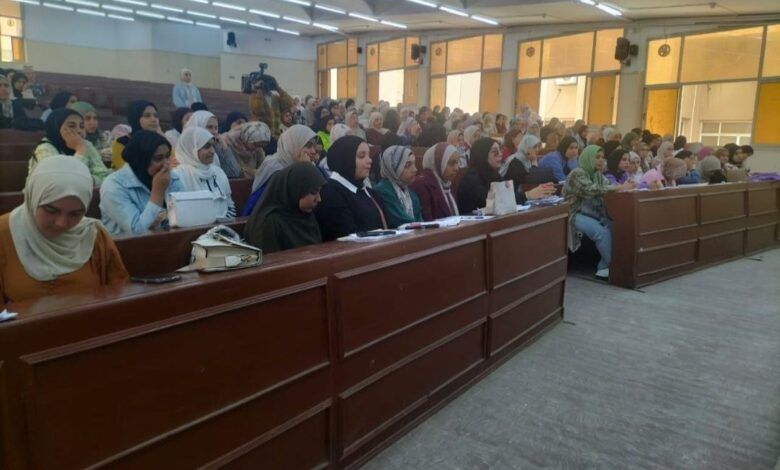 ندوة كلية التربية للطفولة بجامعة الزقازيق:دور الوعى فى تعزيز الأمن القومى
