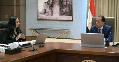 رئيس الوزراء : حصر التكلفة الاقتصادية لأعداد اللاجئين والوافدين بمصر