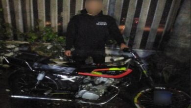 القبض على بطل فيديو متداول لأداء حركات استعراضية بموتوسيكل بالإسكندرية