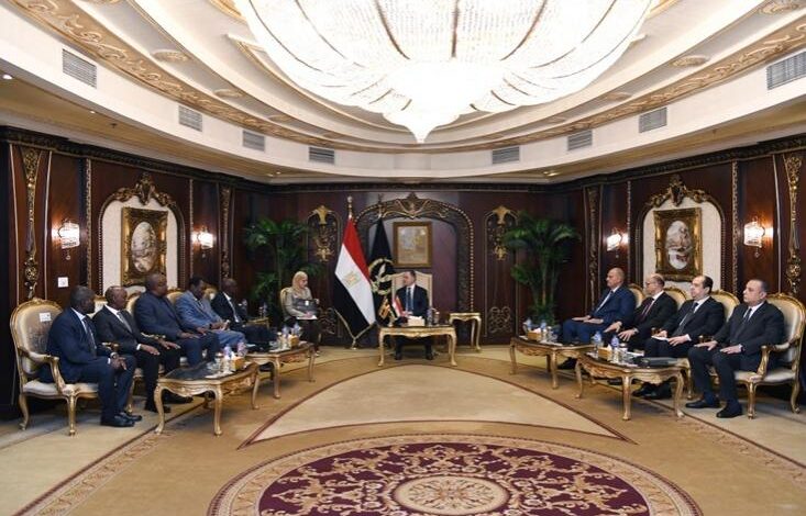 وزير الداخلية يستقبل المفتش العام للشرطة الأوغندية