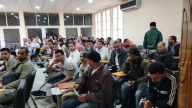 وزارة العمل : بدء اختبارات "النقاشين" المُرشحين للعمل بشركة مقاولات بالإمارات