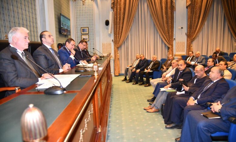وزير الزراعة بمجلس النواب:الحكومة ملتزمة بسداد مستحقات مزارعي القطن
