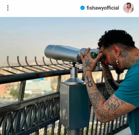 أحمد الفيشاوي يستمتع بوقته ويشاهد مصر من أعلى برج القاهرة