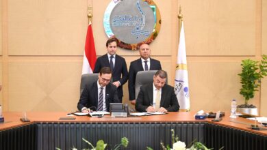 وزير الصناعة والنقل يلتقي وزير التجارة الخارجية والتعاون الإنمائي الدولي السويدي