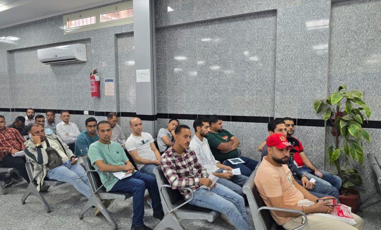 وزير العمل : بدء الإختبارات للمُتقدمين على فرص عمل بمهنة "عمال مخبوزات" بشركة لبنانية