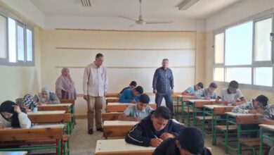 وكيل وزارة والتعليم بالشرقية يتابع امتحانات النقل للمرحلة الابتدائية و الإعدادية والثانوية