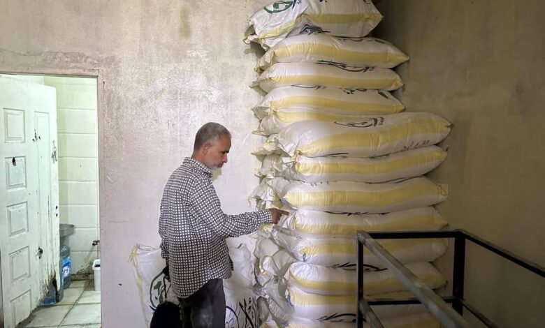 ضبط ٢.٥ طن دقيق بلدي مدعم معاد تعبئته بالجيزة