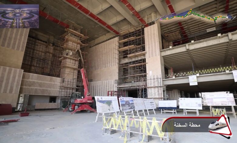 تركيب القضبان وتشطيبات المحطات بمشروع الخط الاول من شبكة القطار الكهربائي السريع