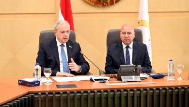 وزير الصناعة والنقل يبحث مع وفد رفيع المستوى وممثلي كبريات الشركات البيلاروسي للتعاون
