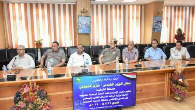 محافظ الشرقيةيُسلم ملابس الإحرام لاعضاء البعثةالطبية الرسمية لوزارة الزراعه