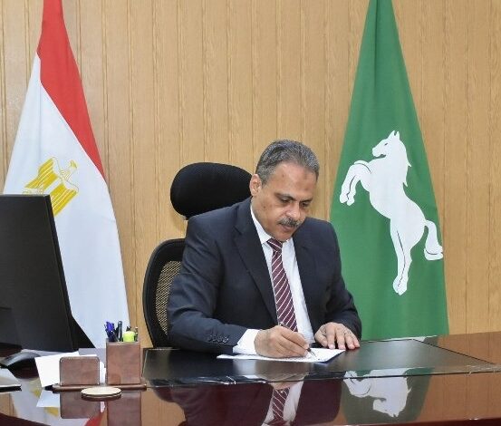 إحالة 14 موظف بمركزي الزقازيق وأبو حماد للتحقيق