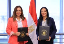 وزيرتا التضامن والتنمية المحلية توقعان بروتوكول تعاون بشأن مشروع "أيادي مصر"
