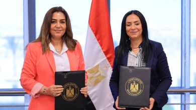 وزيرتا التضامن والتنمية المحلية توقعان بروتوكول تعاون بشأن مشروع "أيادي مصر"