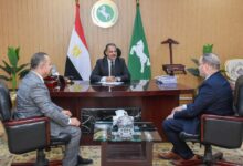  محافظ الشرقية يستقبل رئيس جهاز تنمية المشروعات