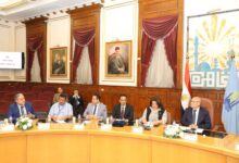 محافظ القاهرة يستقبل وفدا رسمياً من دولة اليمن على هامش زيارته لمصر