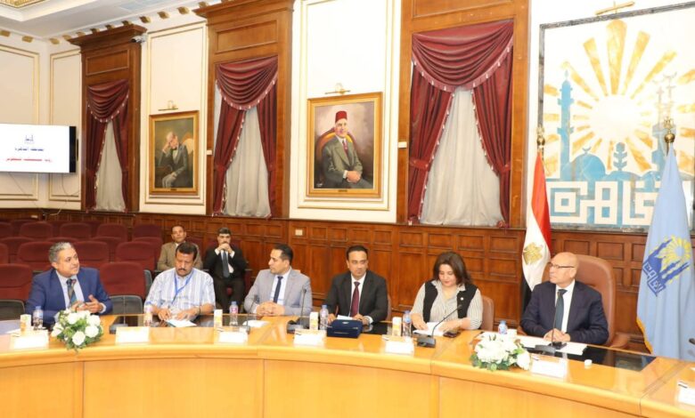 محافظ القاهرة يستقبل وفدا رسمياً من دولة اليمن على هامش زيارته لمصر