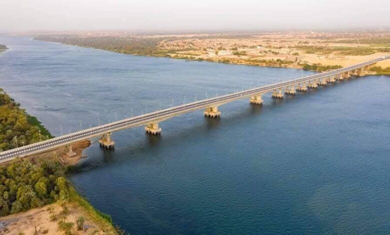 محاور عرضية متكاملة للربط بين شبكة الطرق شرق وغرب النيل