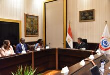 وزير الصحة يبحث مع مفوضة الاتحاد الإفريقي تعزيز التعاون الصحي المشترك