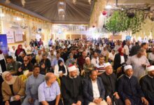 وزيرا العمل والأوقاف يفتتحان ملتقى توظيف في "رأس غارب" بمشاركة 50 منشأة
