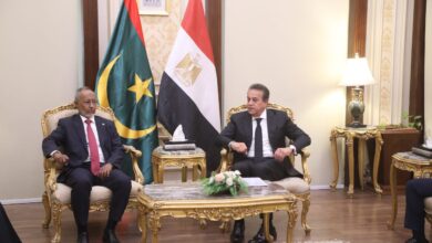 وزير الصحة يبحث مع نظيره الموريتاني سبل تعزيز التعاون في القطاع الصحي