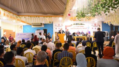 وزيرا العمل والأوقاف يفتتحان ملتقى توظيف في "رأس غارب" بمشاركة 50 منشأة