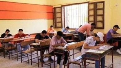 امتحان اللغه الانجليزيه للثانوية العامة في مستوى الطالب المتوسط