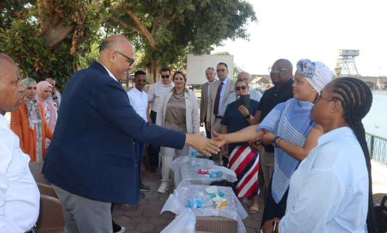 محافظ القليوبية يستقبل وفد نقابات جنوب أفريقيا (ساسبو) لتعزيز السياحة بالقناطر الخيرية