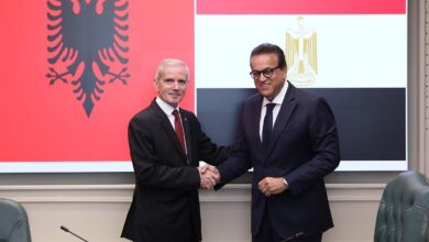 وزير الصحة يبحث مع سفير ألبانيا بالقاهرة سبل تعزيز التعاون في القطاع الصحي