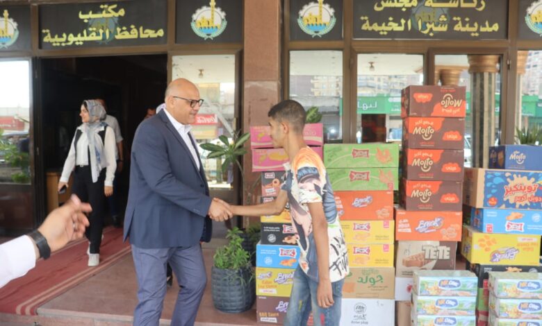 محافظ القليوبية يستجيب لشاب ويوفر له دعمًا لمشروع صغير