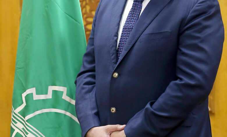 المهندس أيمن عطية محافظ القليوبية