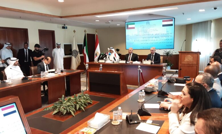 وزير الصناعة والنقل يشارك في الملتقى الاستثماري المصري الكويتي
