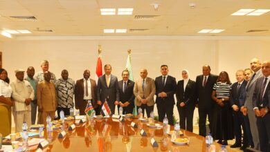 وزير الزراعة يبحث مع وفد برلماني ناميبي تعزيز التعاون في المجال الزراعي بين البلدين