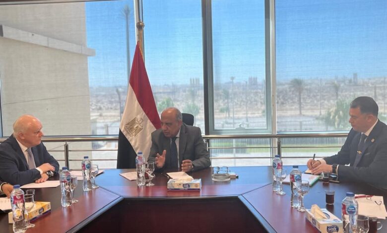 وزير الكهرباء يجتمع بالنائب الأول للمؤسسة الحكومية الروسية للطاقة الذرية "روسآتوم "