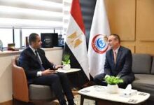 وزير الصحة يعقد اجتماعاً مع ممثل صندوق الأمم المتحدة للسكان في مصر