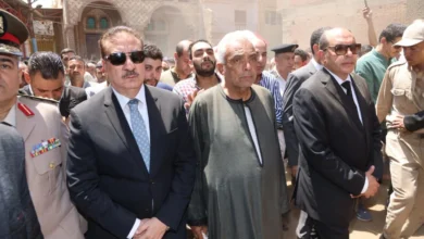 محافظ المنوفية يتقدم الجنازة العسكرية للرائد أحمد حافظ بمسقط رأسه بقرية طه شبرا بقويسنا