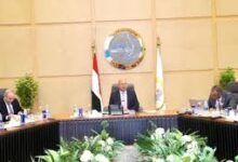 وزير الصناعة والنقل يترأس أعمال الجمعية العمومية العادية لشركة القاهرة للعبارات