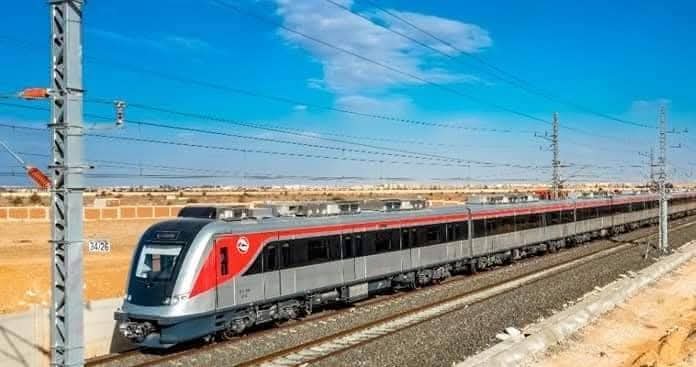 القومية للأنفاق توفر وسائل دفع متنوعة وعملية بشبكة المترو والقطار الكهربائي الخفيف LRT