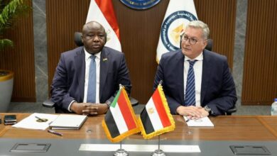 وزير البترول يبحث سبل التعاون مع وزير المعادن السوداني