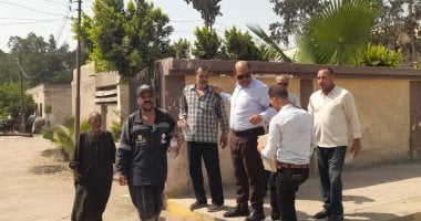 بسبب درجات الحرارة رئيس مدينة دسوق: توزيع مياه ومشروبات باردة علي عمال النظافة والغاء الفترة الثانية