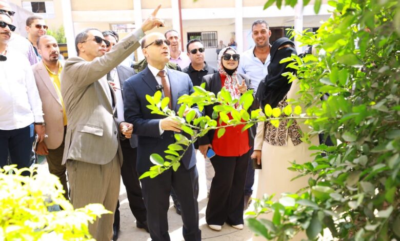 محافظ كفرالشيخ يدشن مبادرة لزراعة الأشجار المثمرة بعاصمة المحافظة