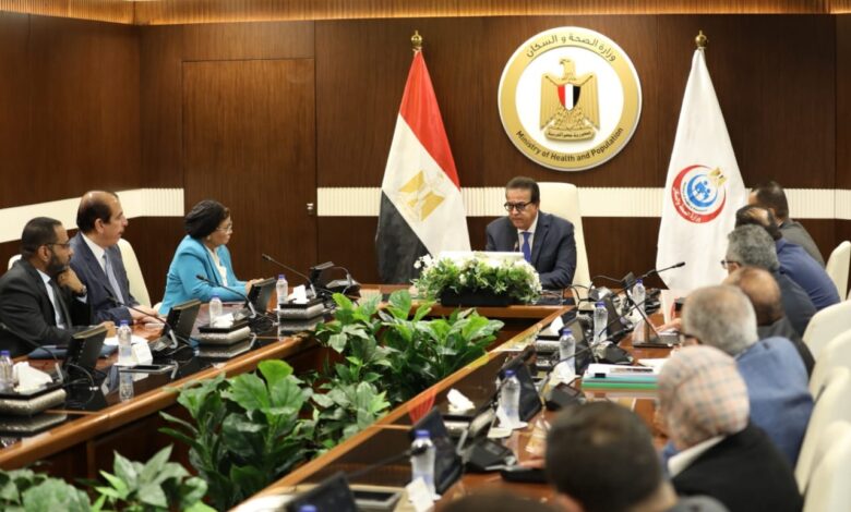 وزير الصحة يترأس اجتماعًا دوريًا لمتابعة كفاءة تقديم الخدمات الصحية