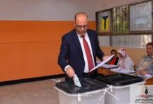 وزير العمل يُدلي بصوته في انتخابات مجلس الشيوخ بالتجمع الخامس